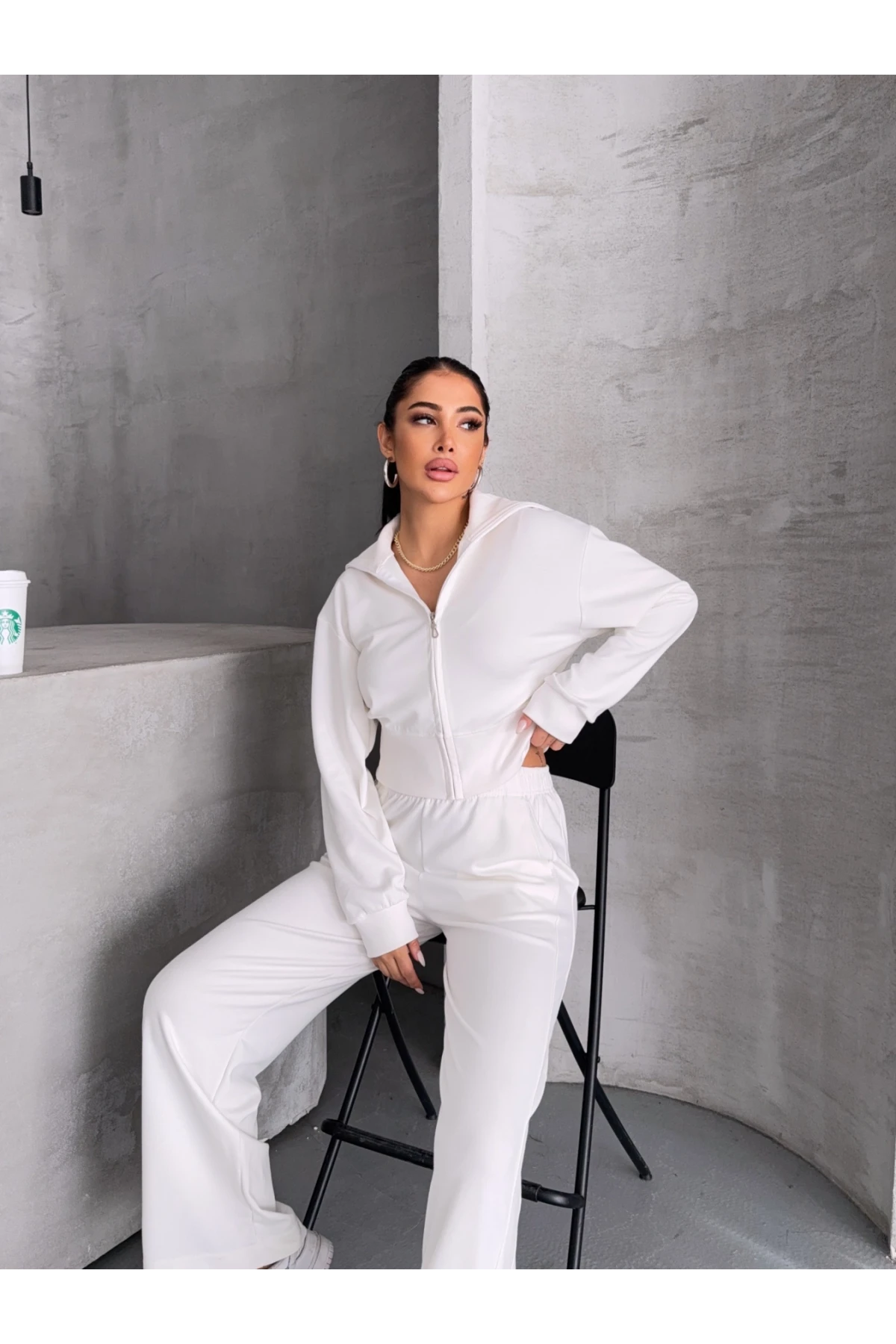 Modal Kumaş Crop Üst Eşofman Takım Beyaz