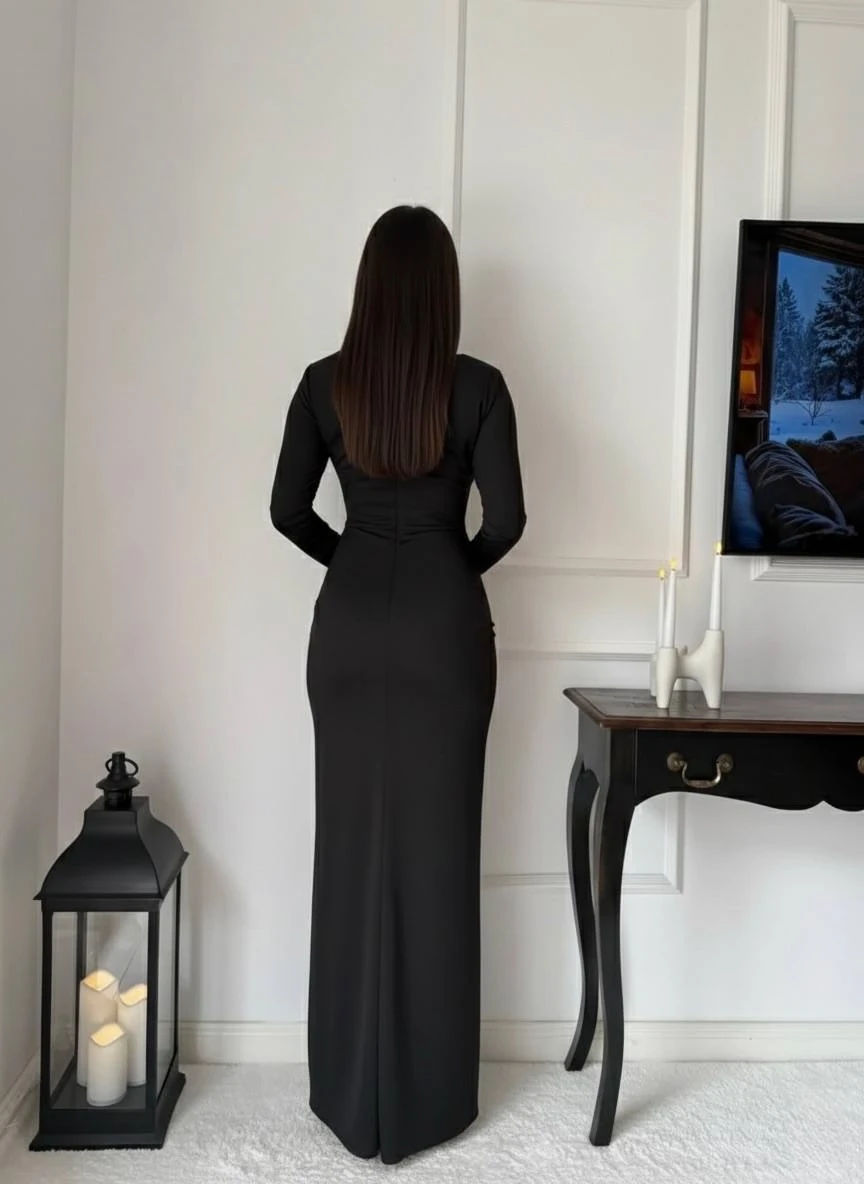 Modal Kumaş Metal Aksesuar Detay Maxi Elbise