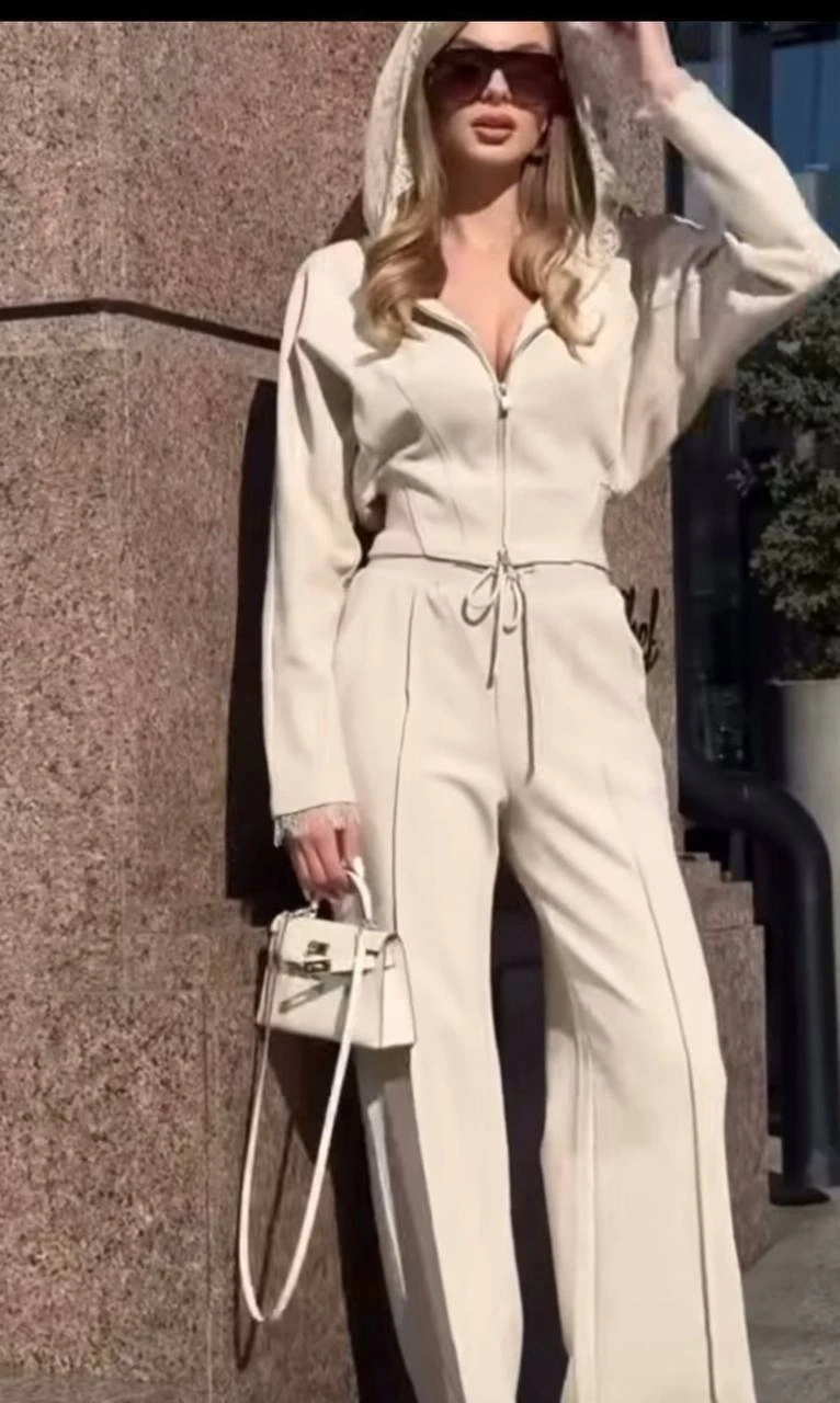 Oysho Kapşonlu Dantel Güpürlü Takım Bej