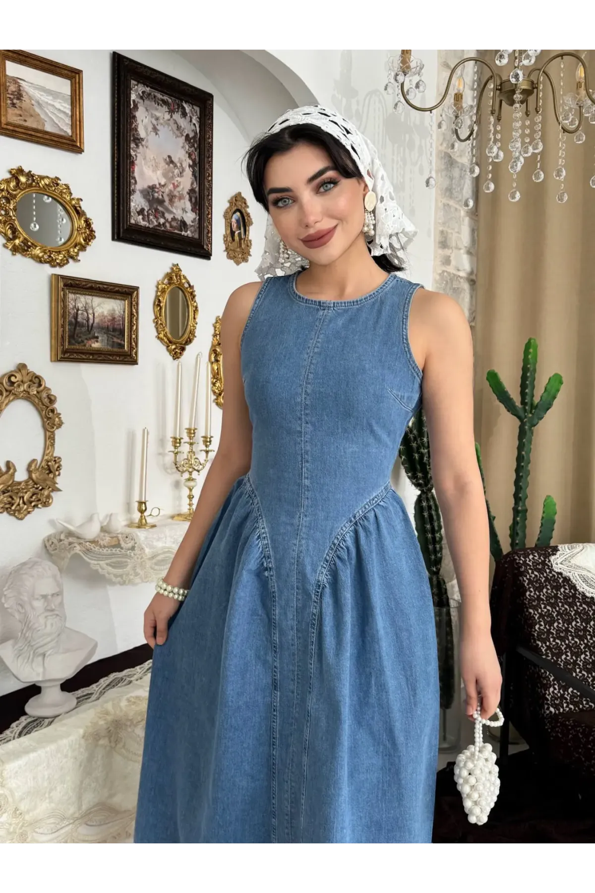 Sırt Dekolte Detaylı Denim Elbise