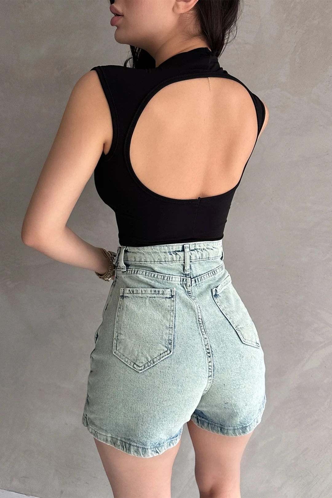 Sırt Dekolteli Bluz Siyah