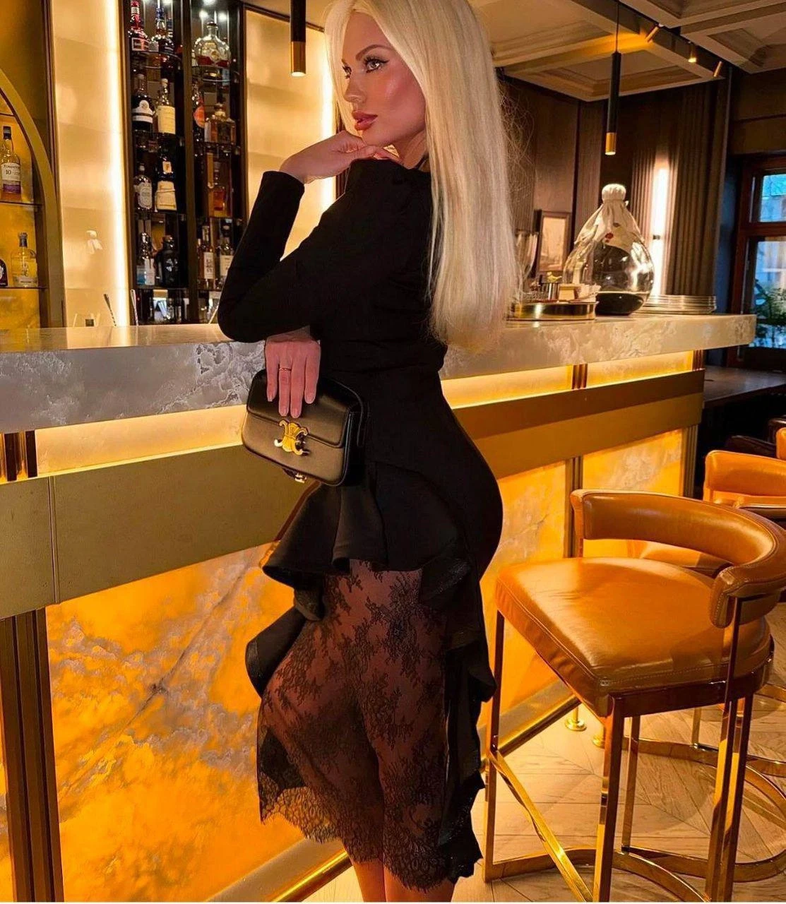 Skuba Kumaş Dantel Detay Volanlı Elbise