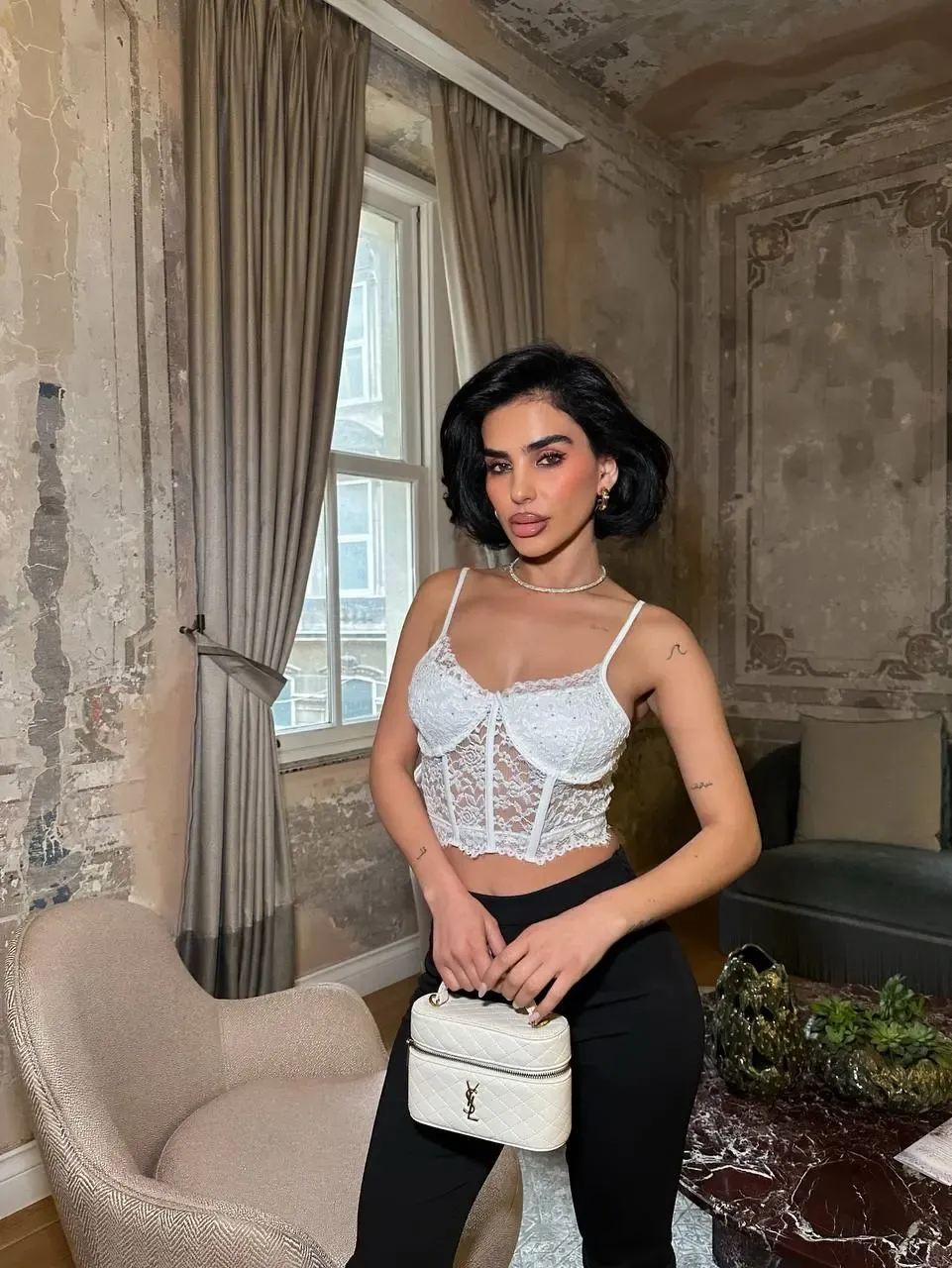 Taş Detay Dantel Crop Büstiyer