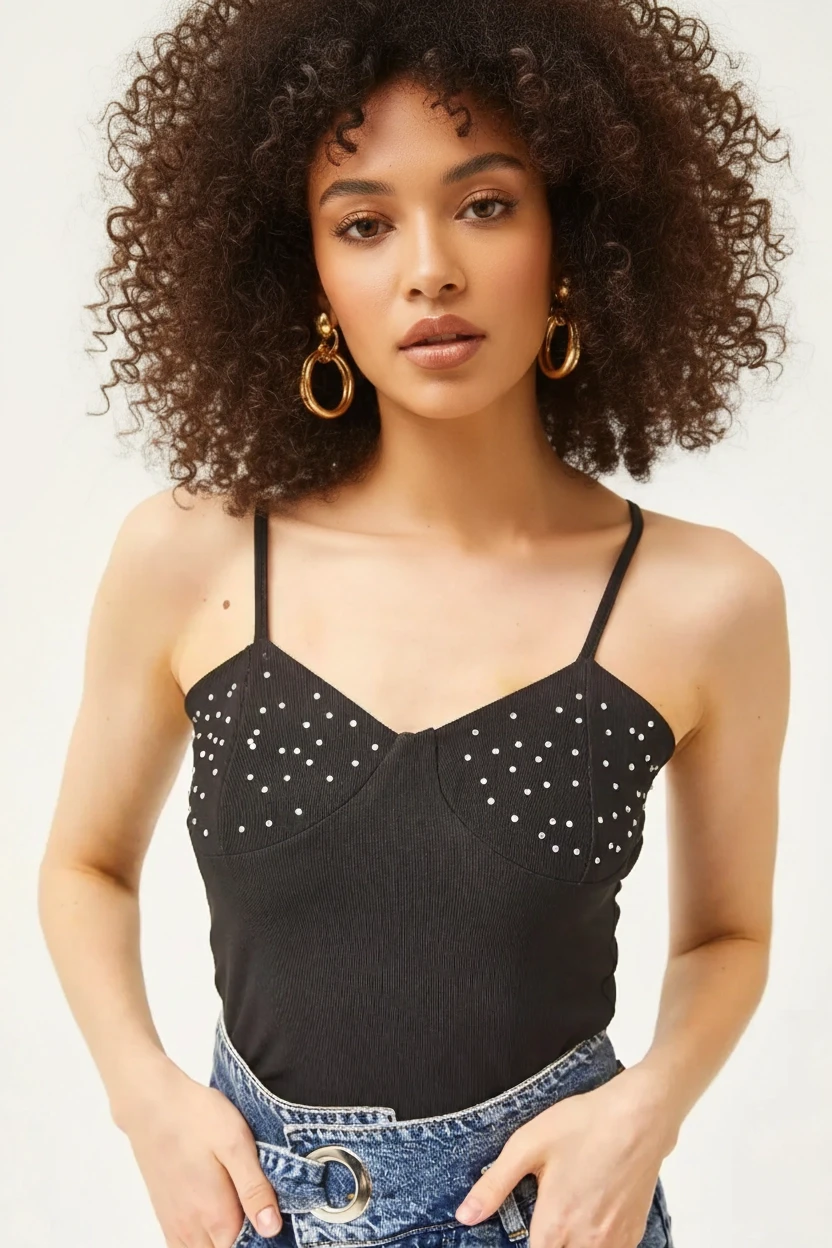 Taş Detaylı Askılı Crop Bluz Siyah