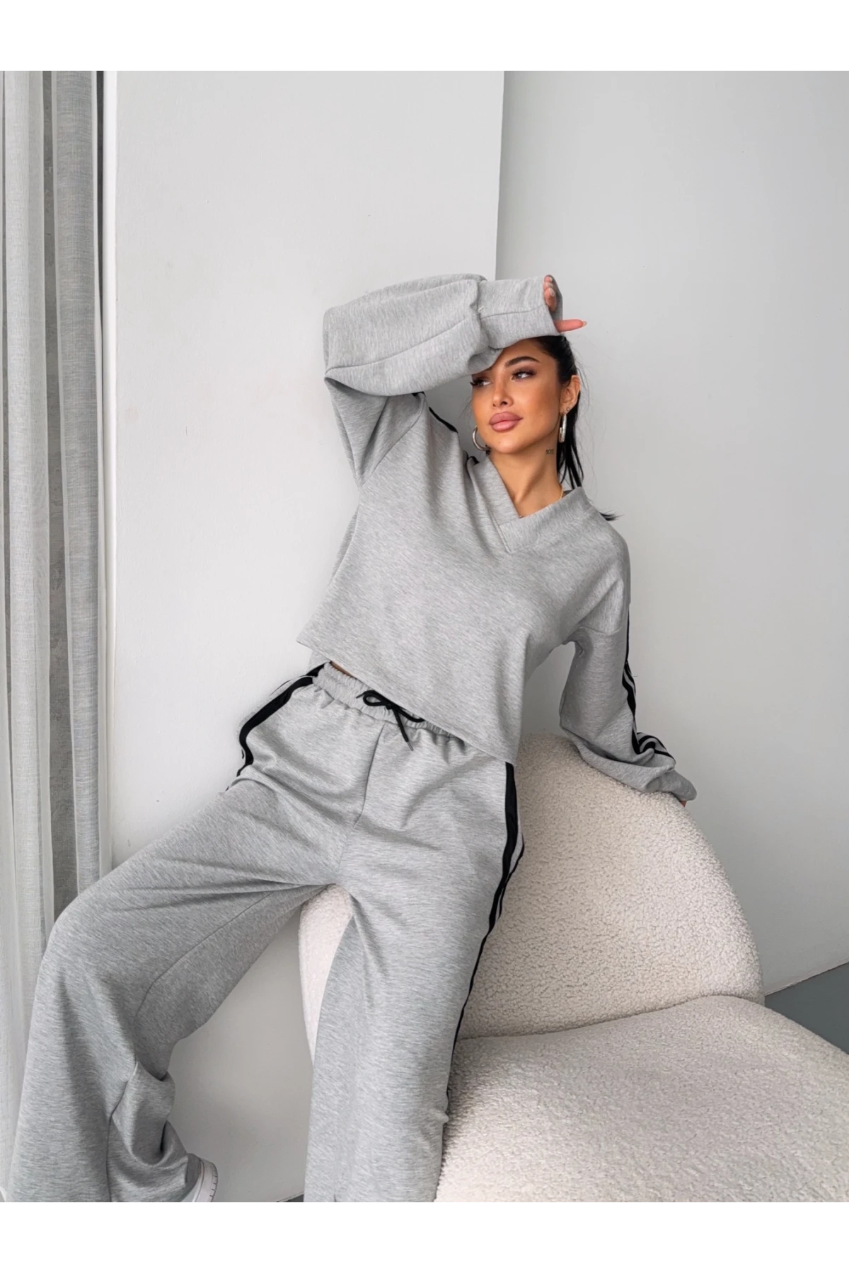 Üç İplik Şardonlu Yanları Şerit Takım Gri