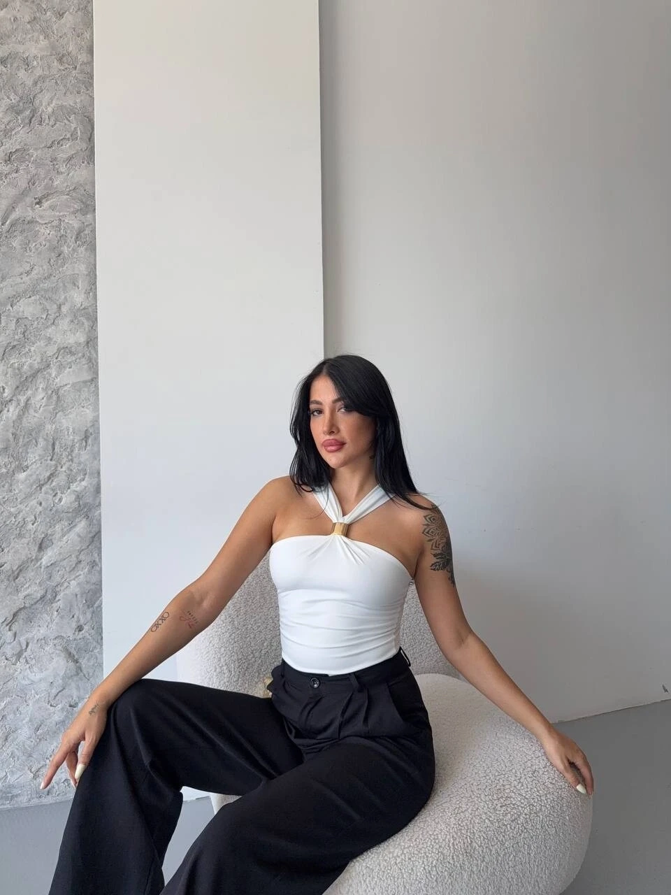 Yaka Detay Sandy Bluz Beyaz