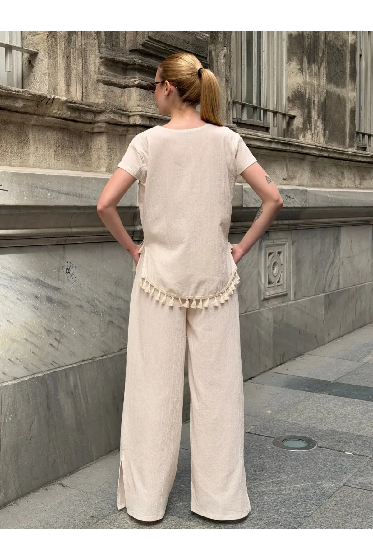 Yarım Kol Altı Püsküllü Keten Takım