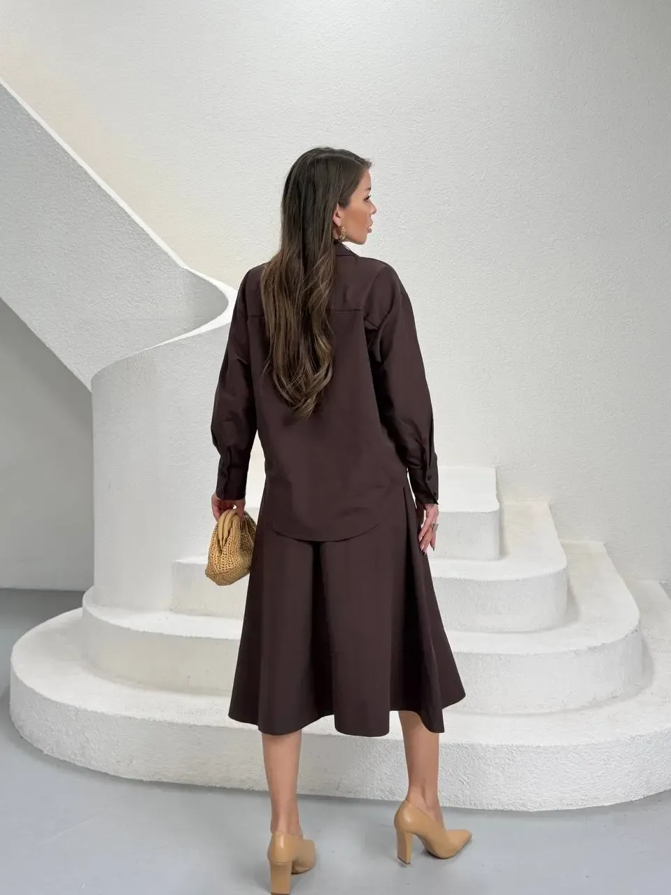 Yırtmaç Detay Etek ve Gömlek Alt Üst Takım Kahve