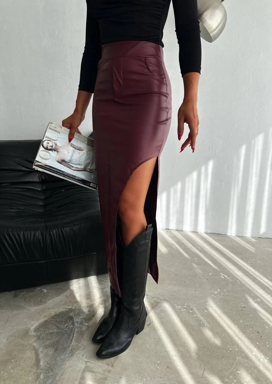 Yırtmaçlı Deri Etek