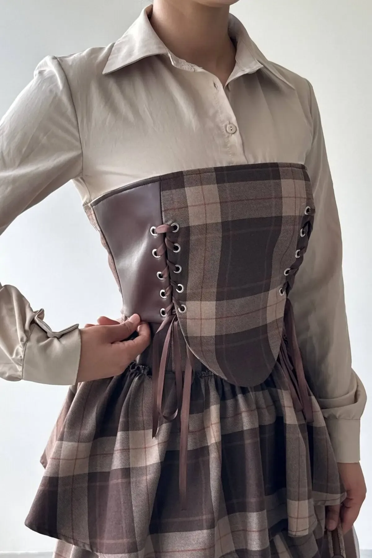 Korse Detaylı Ekose Mini Elbise