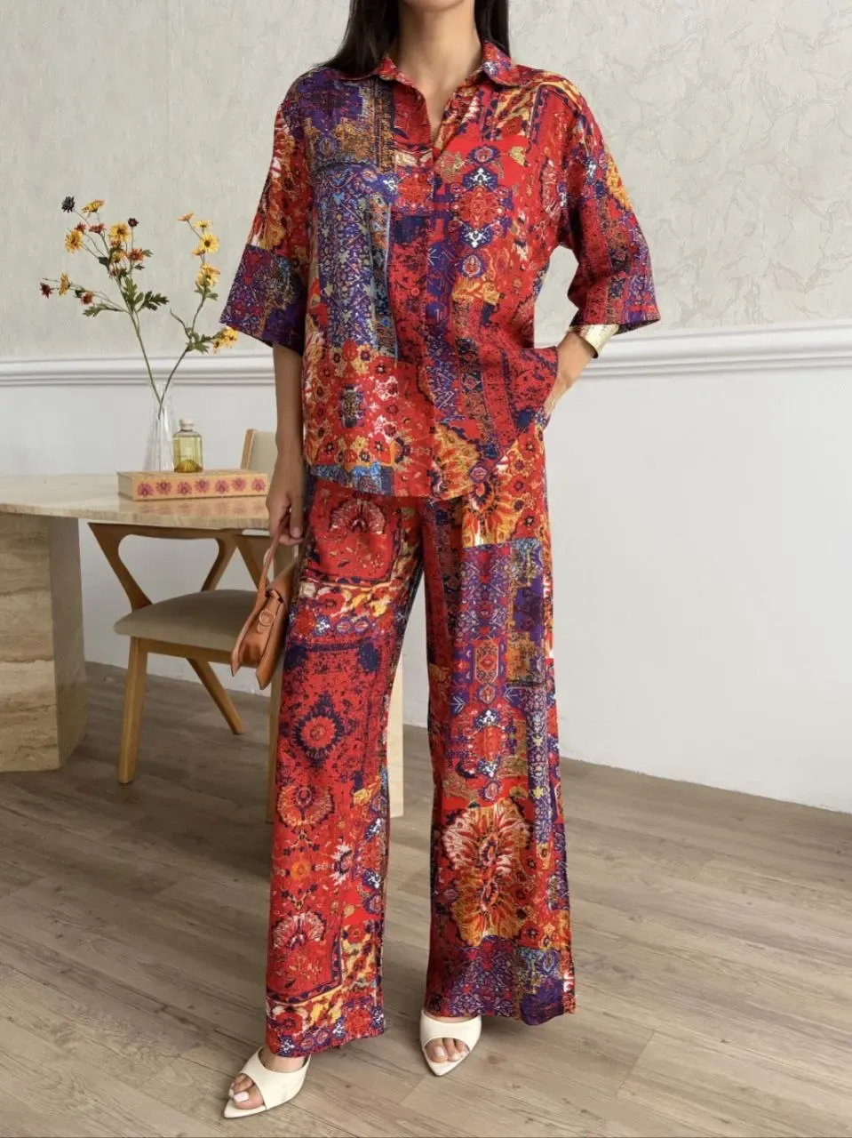 Otantik Desen Viskon Takım Kırmızı