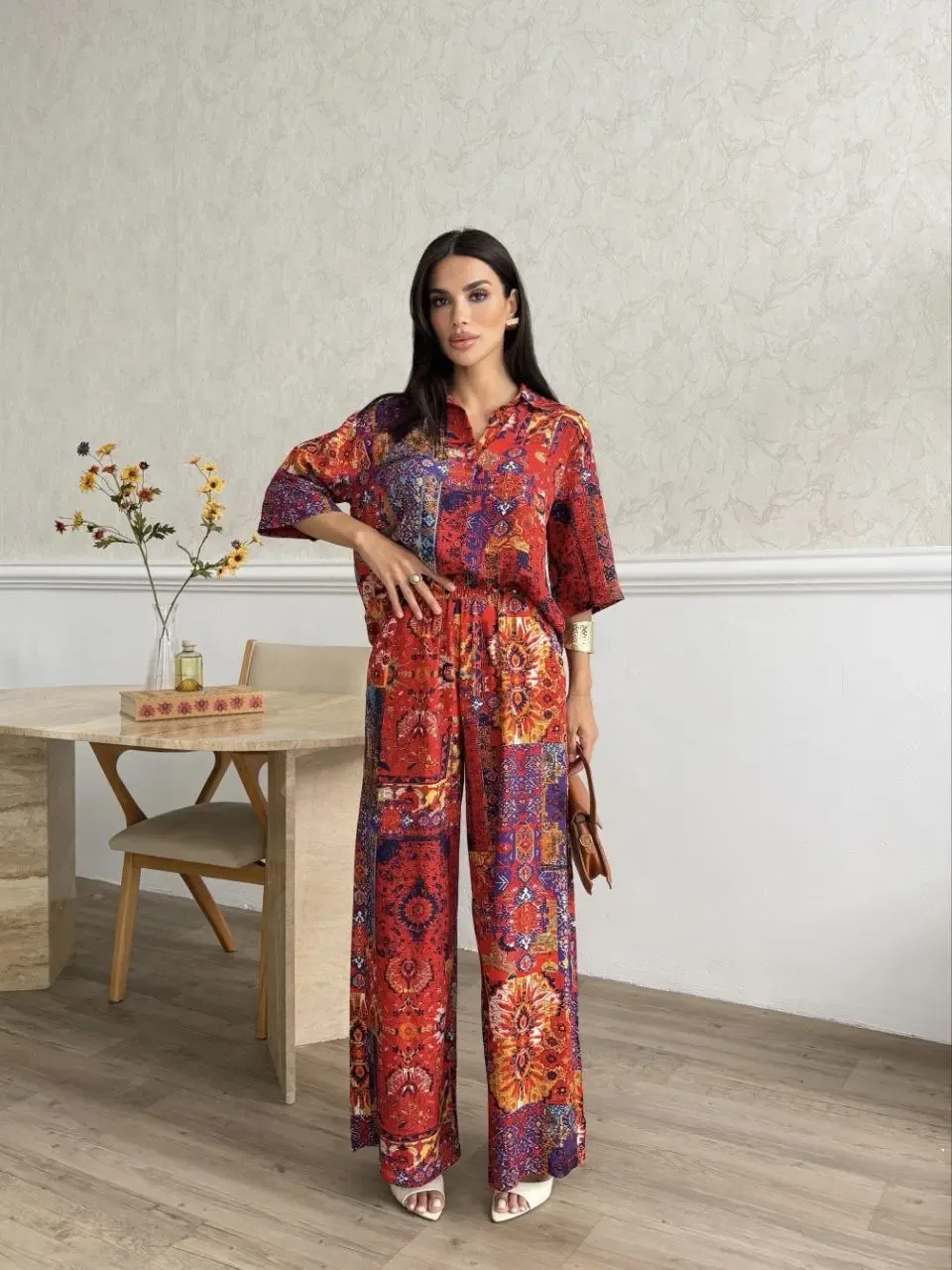 Otantik Desen Viskon Takım Kırmızı