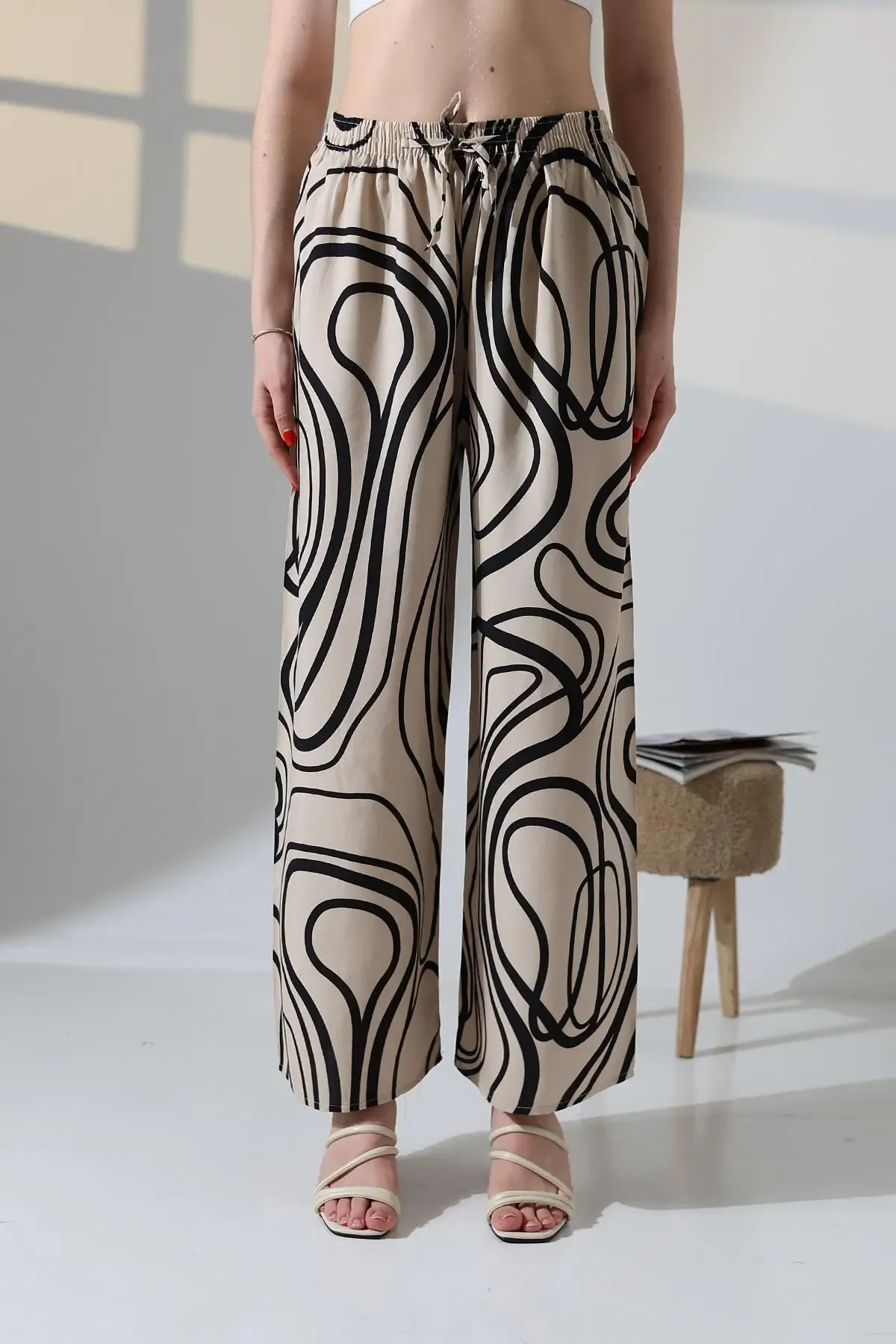 Viskon Bol Paça Bej Desenli Pantalon-ccyz2025pnt-bj