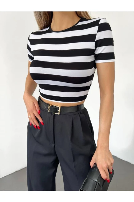 Çizgili Viskon Likralı Kumaş Sırt Dekolteli Kemer Detaylı  Croptop
