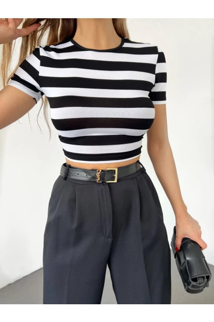 Çizgili Viskon Likralı Kumaş Sırt Dekolteli Kemer Detaylı  Croptop