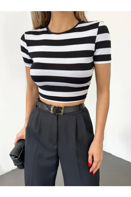 Çizgili Viskon Likralı Kumaş Sırt Dekolteli Kemer Detaylı  Croptop