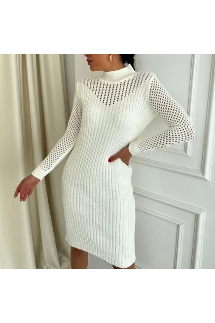 Delikli Model Triko Elbise