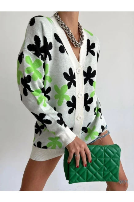 Düğmeli Triko Hırka