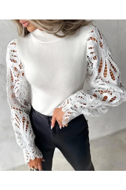 Selanik Yumoş Kumaş İthal Güpür Detaylı Bluz