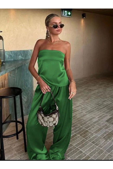 Sırt Tasarım Saten Takım