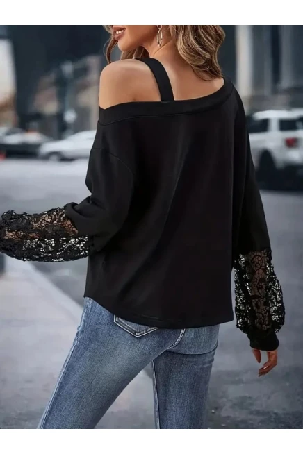 Tek Omuz Askılı Kolları Dantel detaylı  Sandy Kumaş Bluz
