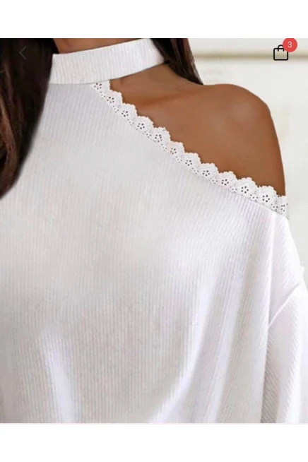 Yumoş  Kumaş Dantel Detaylı Bluz