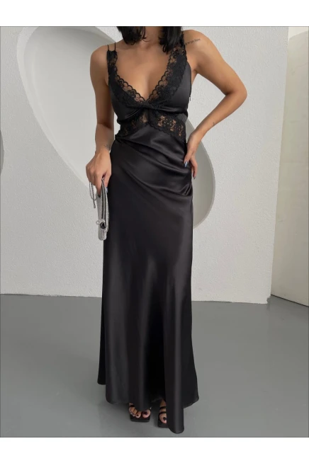Z@R@ Model Dantel Detaylı Elbise