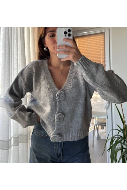 Gül Detaylı Hırka