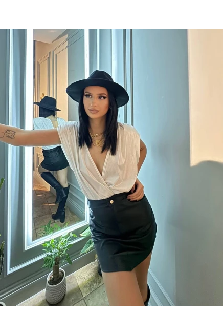 Omzu Vatkalı Varak Detay Bodysuit