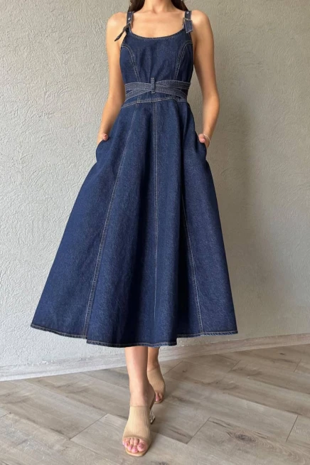 Sırt Dekolteli Tasarım Denim Elbise