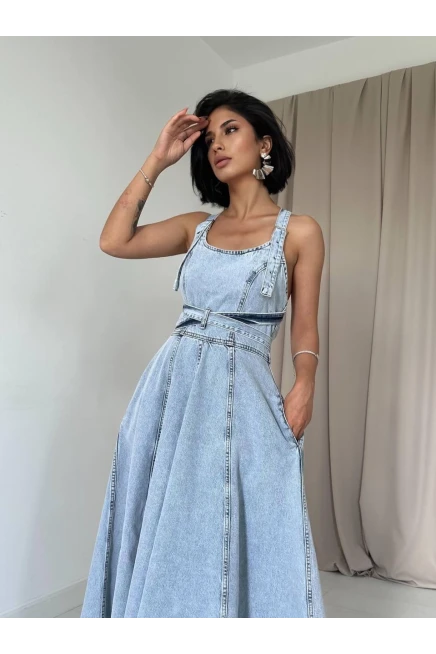 Sırt Dekolteli Tasarım Denim Elbise