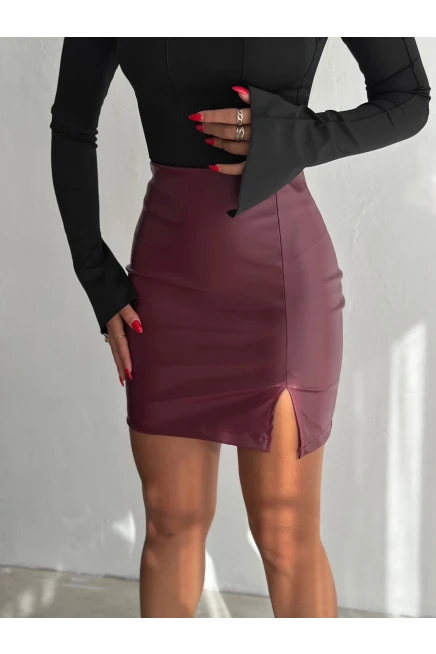 Yırtmaçlı Mini Deri Etek