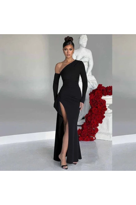 Astarlı Drape Detay Yırtmaçlı Maxi Elbise