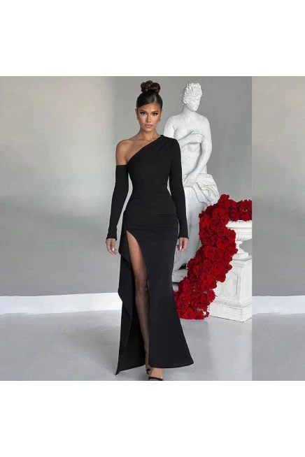 Astarlı Drape Detay Yırtmaçlı Maxi Elbise