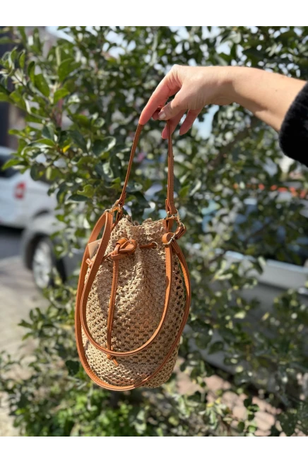 NWC-1002 El Örgüsü Camel Hasır Çanta
