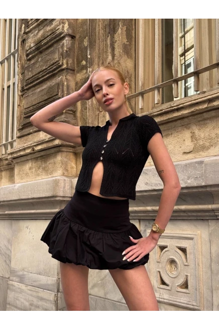 Polo Yaka Düğmeli Crop Bluz Siyah