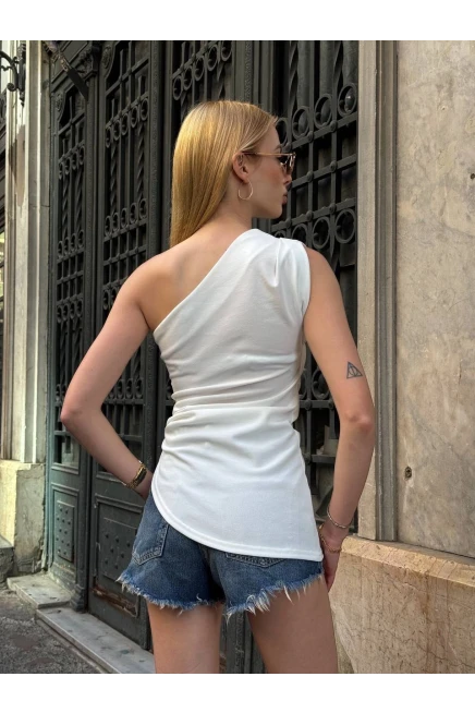 Toka Detay Tek Omuz Bluz Beyaz