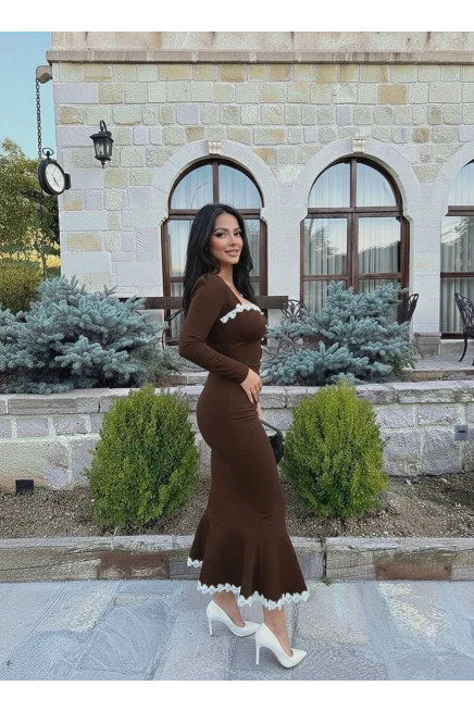 Atlas Kumaş Güpür Dantel Detay Midi Boy Elbise