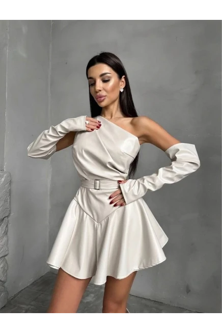 Deri Tokalı Gizli Fermuarlı Kol Detaylar Mini Şortlu Elbise