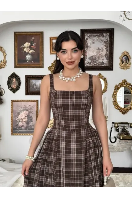Ekose Desen Askılı Midiboy Elbise