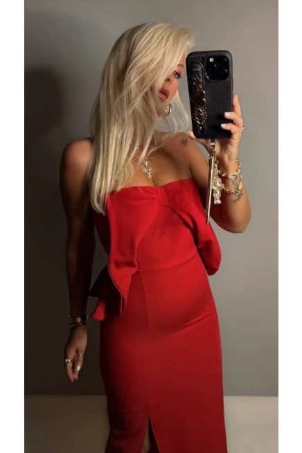 Göğüs Detay Yırtmaçlı Elbise Kırmızı
