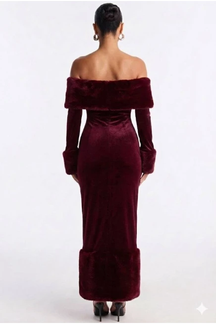 Kadife Kumaş Kürk Detaylı Maxi Elbise Bordo