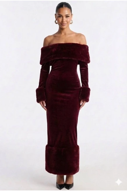 Kadife Kumaş Kürk Detaylı Maxi Elbise Bordo