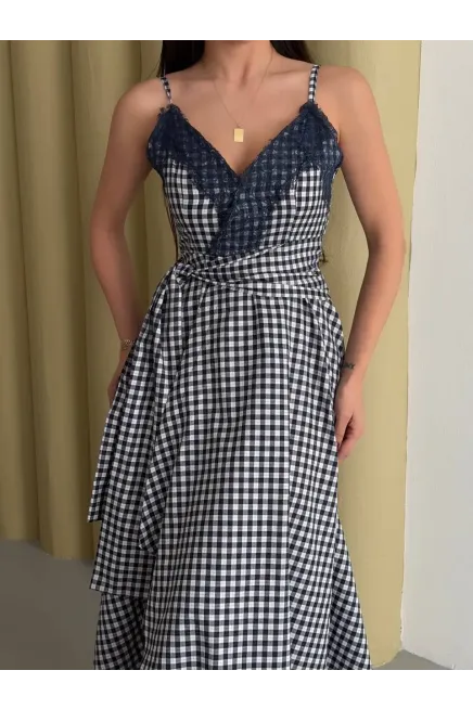 Kadın Ekose Dantelli Sırt Gipeli Elbise Siyah