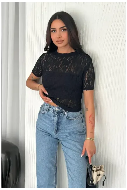 Kadın Siyah Dantel Kısa Kollu Bluz