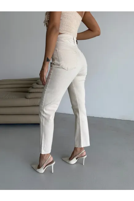 Likralı Boyfit Beyaz Jean