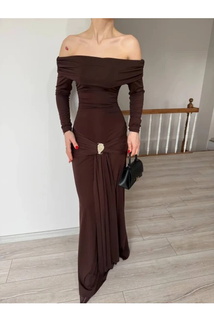 Modal Kumaş Metal Aksesuar Detaylı Maxi Boy Elbise