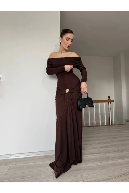 Modal Kumaş Metal Aksesuar Detaylı Maxi Boy Elbise