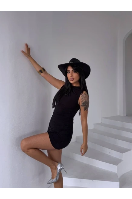 Sandy Kumaş Yaka Detay Elbise siyah