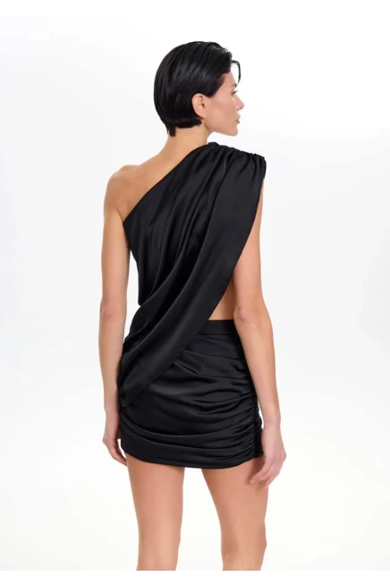 Saten Kumaş Tek Omuz Detaylı Mini Elbise